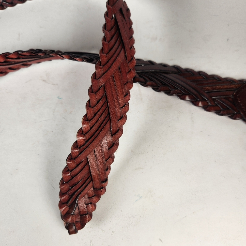 Leather Belt Women’s Small / Medium Brown Braided Round Buckle Casual - Picture 7 of 7